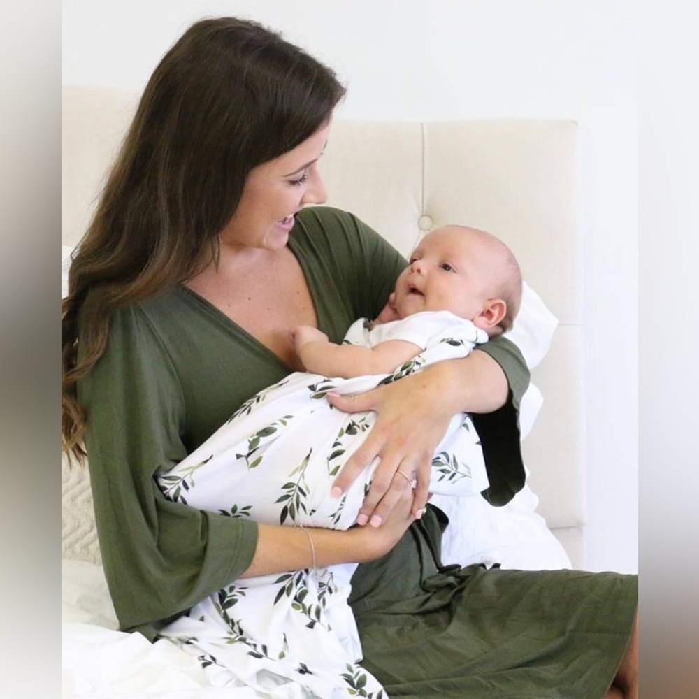 Caden Lane Olive Green Women's Robe